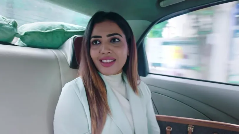 Jeevan's Arrival Delights Bhoomika