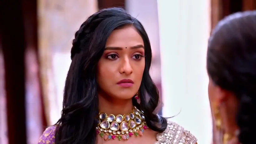 Neelam Asks Lakshmi to Stay with Her