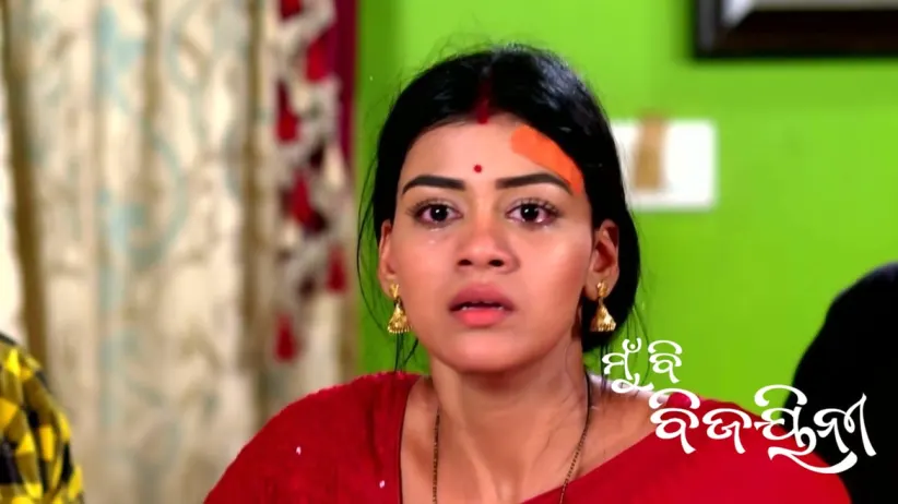 Devika Lies to the Police Officer