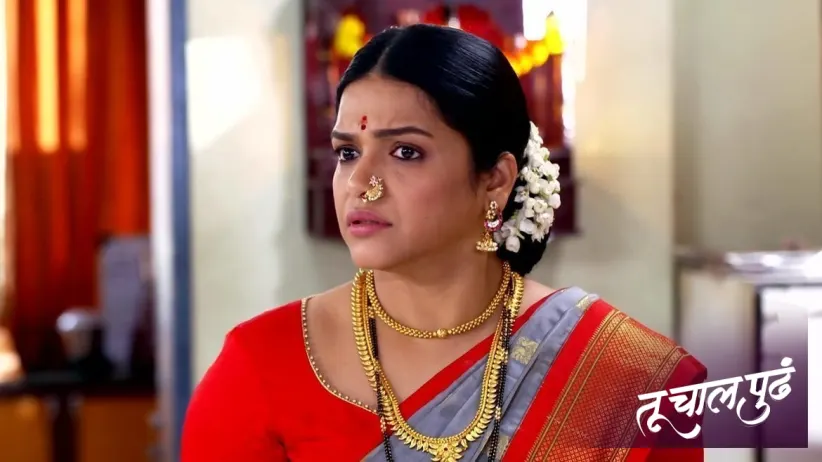 Ashwini Welcomes Lord Ganesha Home
