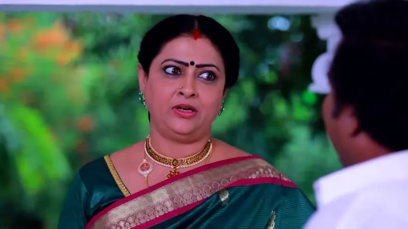 Vijay Overhears Nandini | Sandakozhi