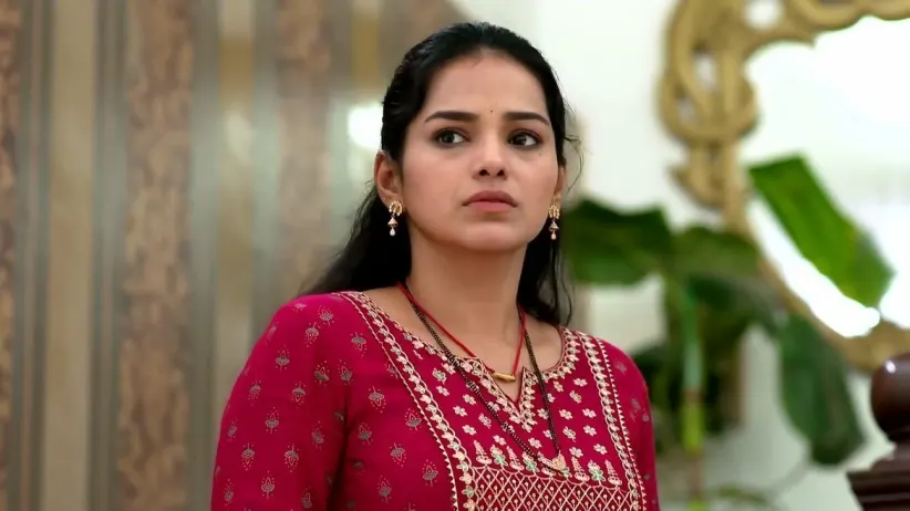 Padmaja Compliments Indrani | Saatvya Mulichi Saatvi Mulgi