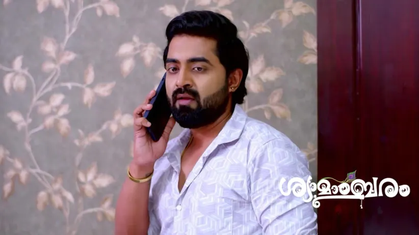 Vasundhara Tells Akhil about the Condition