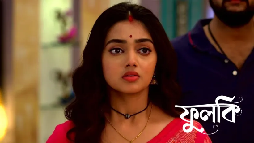 Shalini Pretends to Be Sick