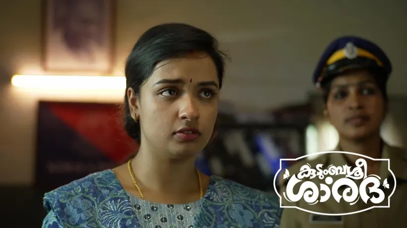 Shalini Stops Vishnu