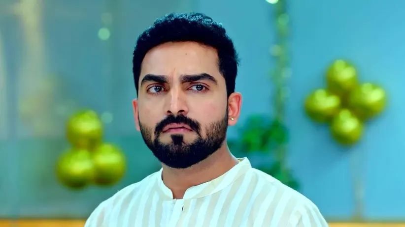 Seetha In a Saree Amazes Sihi