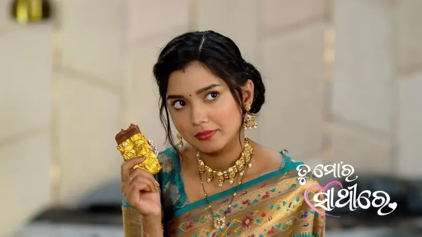 Aaru Offers to Help Dhara