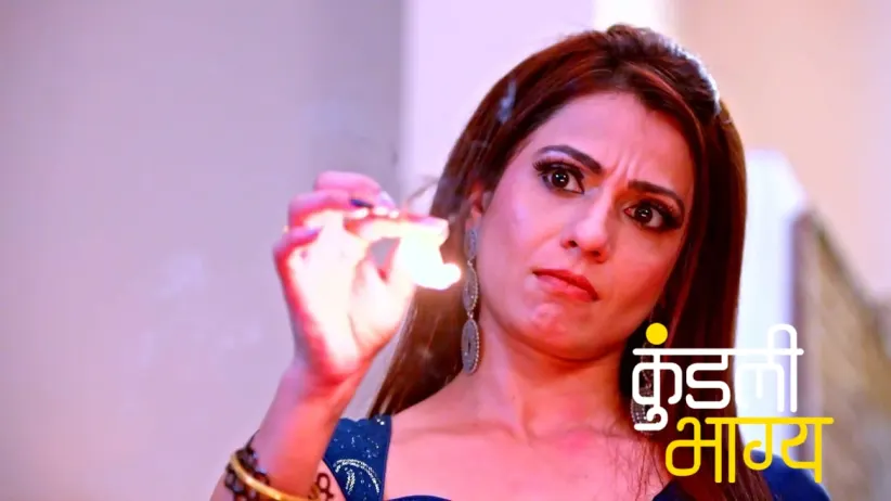 Nidhi Locks Srishti in a Burning Room