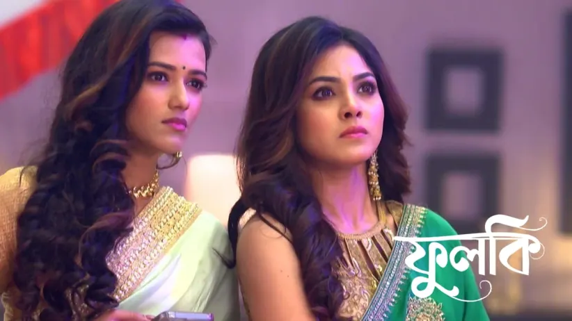 Phulki Performs a Dhunuchi Dance with Rohit