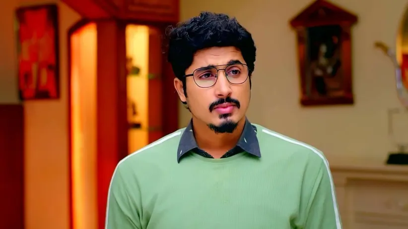 Nithya Demands Divya Beg Her Forgiveness