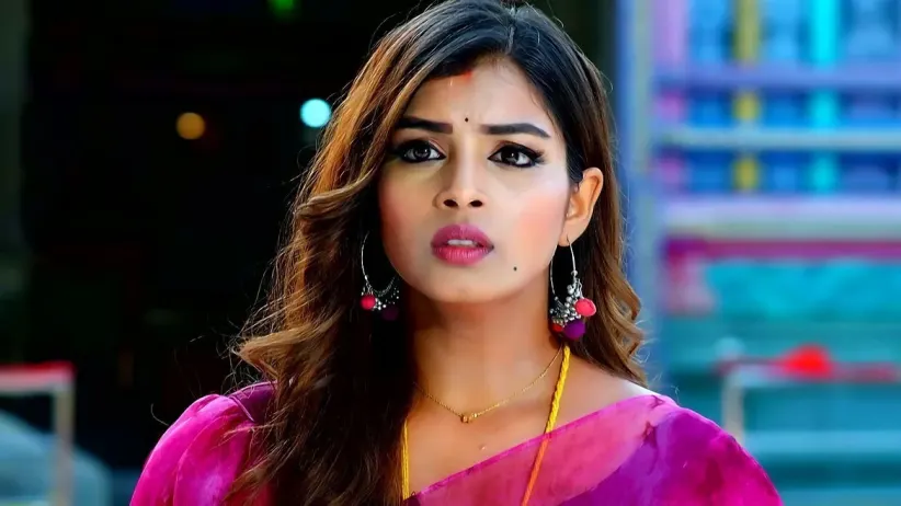 Mahalakshmi Confronts Madhumitha