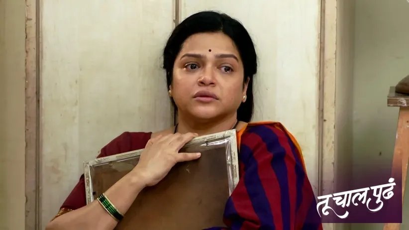Shilpi Prevents Shreyas from Entering the House