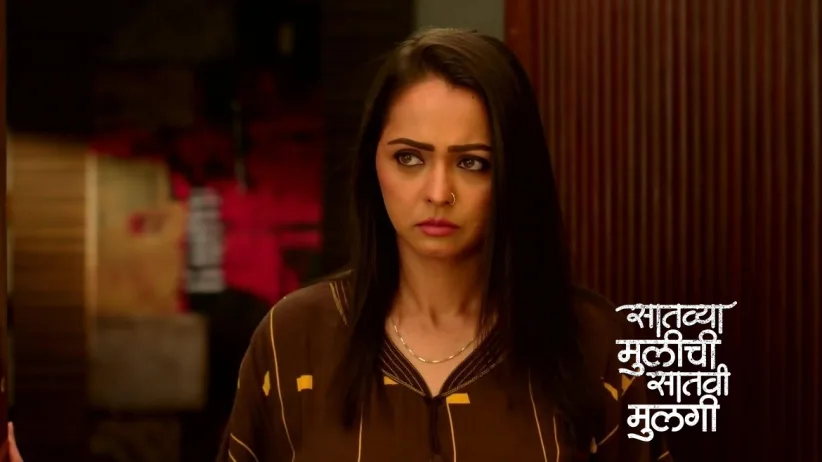 Rupali Steals the Box and Takes It to Bunty