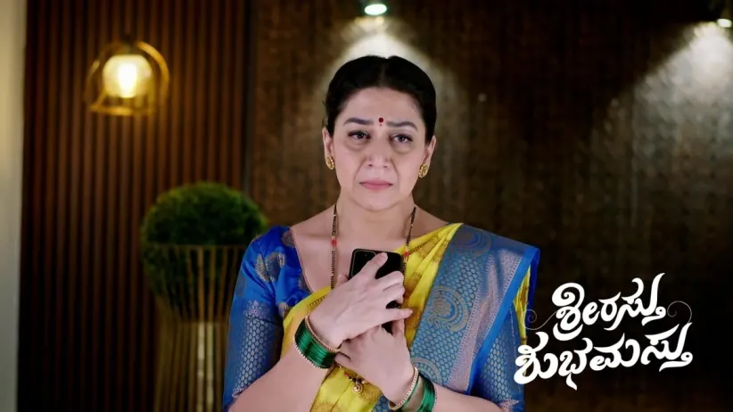 Tulasi Worries about Samarth's Job