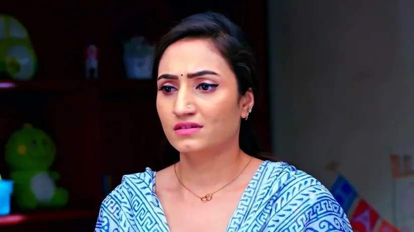 Sihi Asks Sri Ram to Meet Her for the Last Time | SeethaRaama