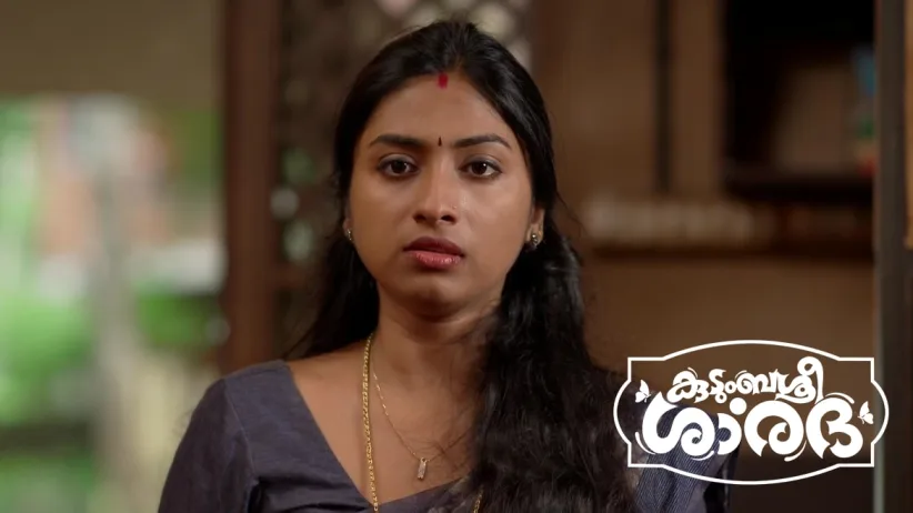 Sharika Speaks to Shalini