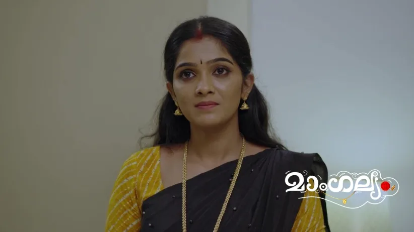 Archana Stops the Honeymoon Trip