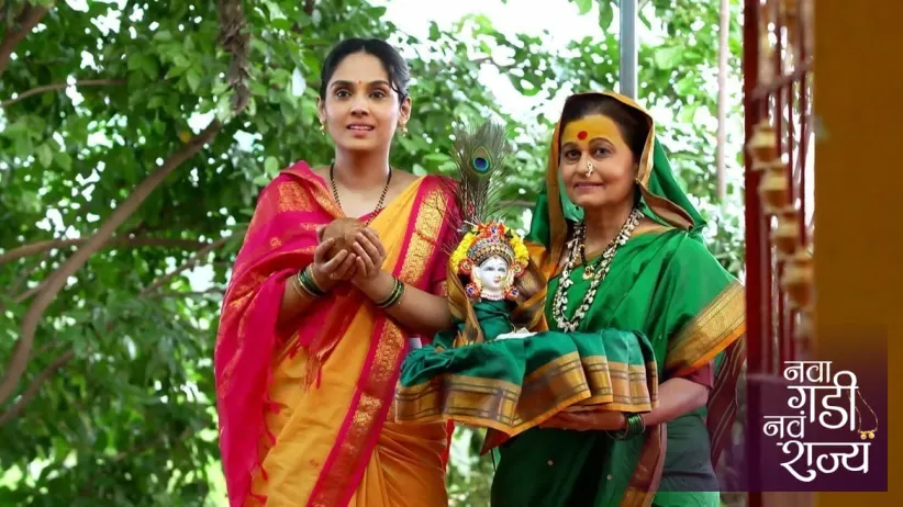 Anandi Falls Down the Temple's Stairs