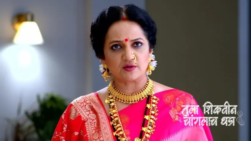 Bhuvaneshwari Questions Akshara about the Medicine