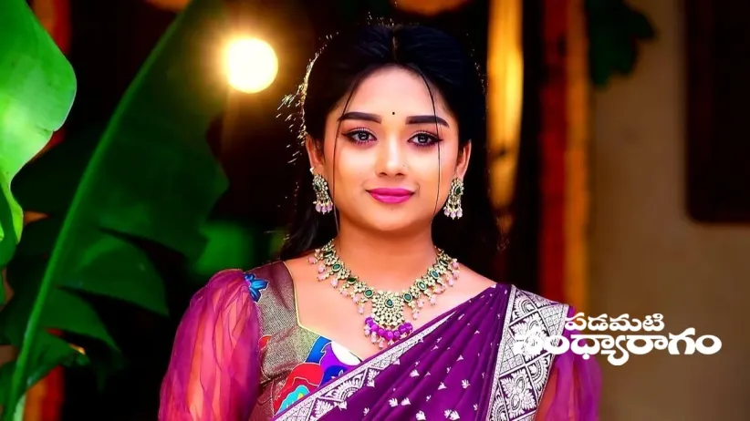 Srinu and Aadhya’s Romantic Moment