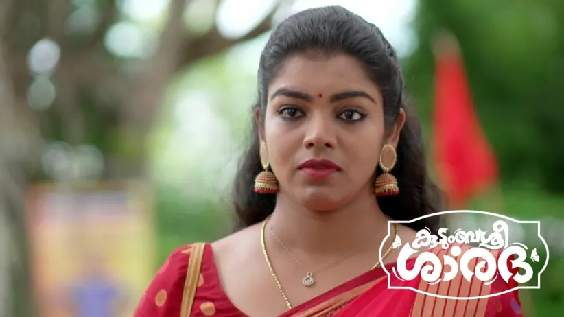 Sushmita Coaxes Balachandran