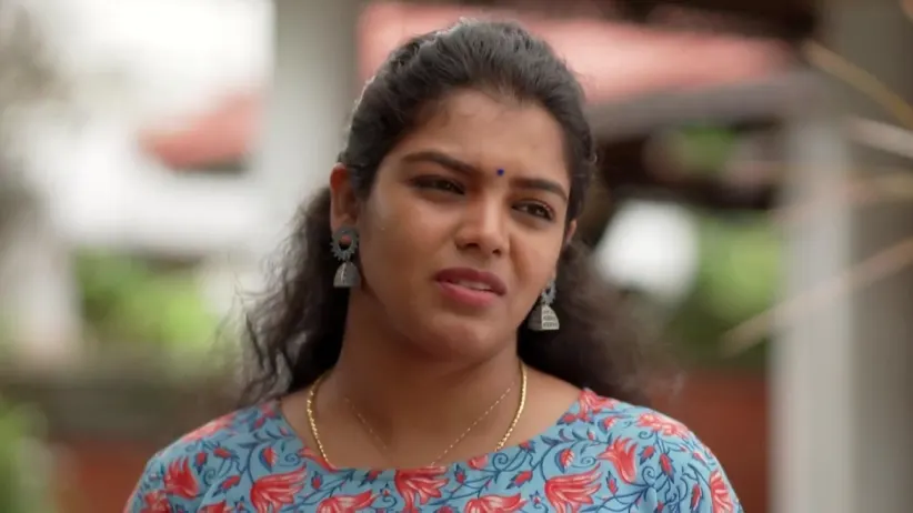 Sathyabhama Refuses to Give Money to Vishnu