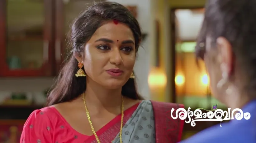 Akhil Dresses Up Shyama