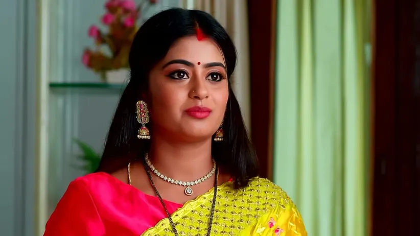 Mithra and Bhagyalakshmi's Hilarious Argument