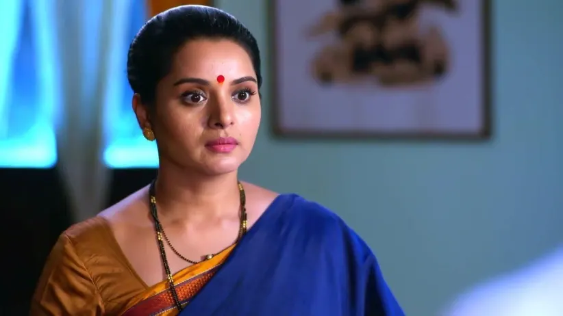 Uma Lies to Raghunath about Nishi | Sara Kahi Tichyasathi