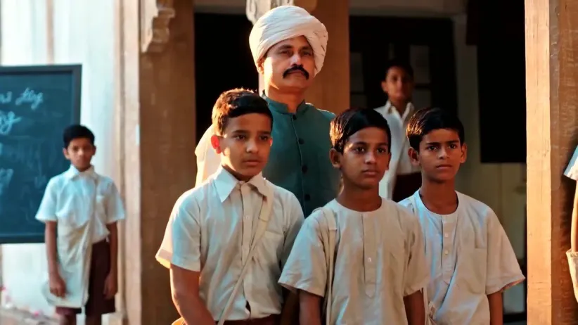 Atal Teaches a Lesson to the British Officer