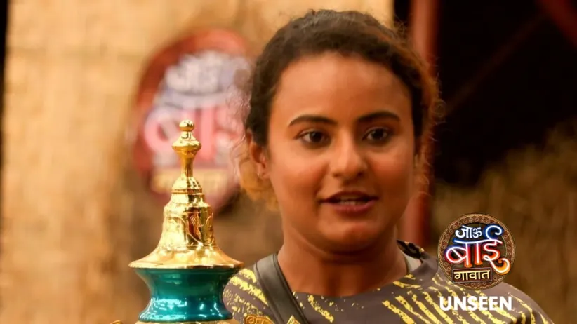Saira Bano Trains the Contestants