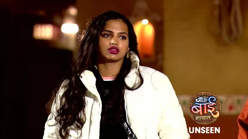 Sneha and Vaishnavi Have an Argument