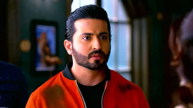 Prithvi Panics When He Sees the Police