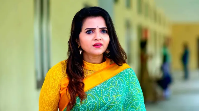 Anbu Brings Iniya Home