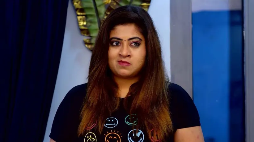 Meera Conspires Against Chandra Prakash