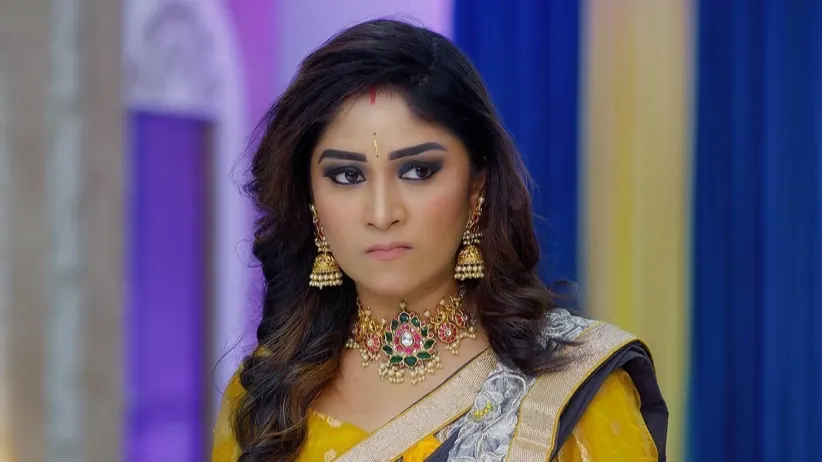 Seetha Sits in Mahalakshmi’s Chair