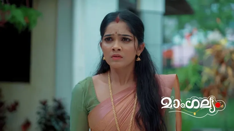 Avanthika Stops Anagha