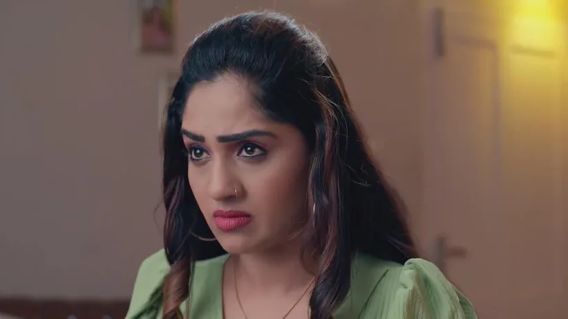 Devayani Warns Shreya
