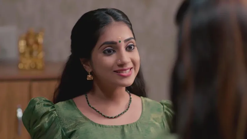 Shreya Seeks Ganga’s Help | Mayamayooram
