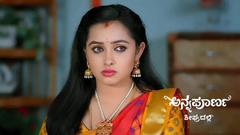 Kulguru Takes Niharika's Handprints