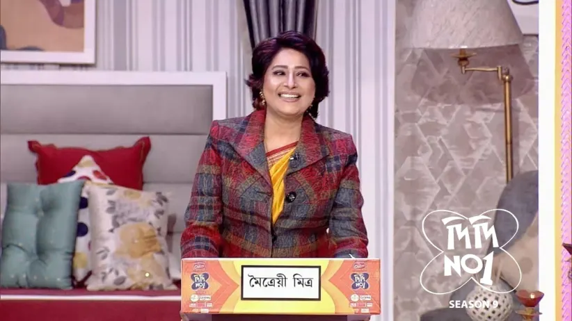 Television Actors Indulge in Merriment