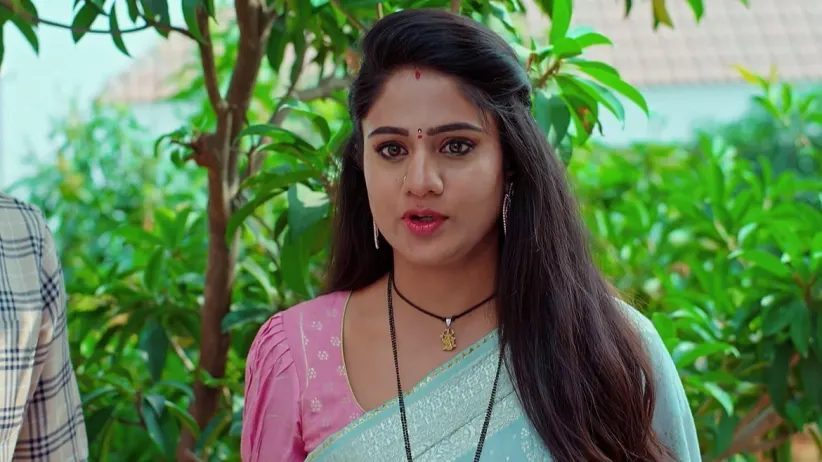 Yuvaraj Blackmails Suri for the Evidence