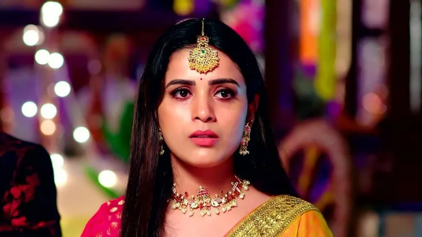 Amar Misunderstands Radhika