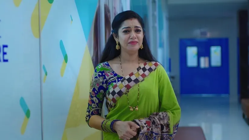 Goutham Consoles an Emotional Mahima