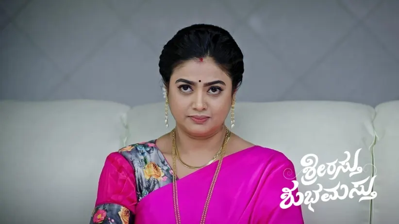 Sharvari Hands Over the House Keys to Tulasi