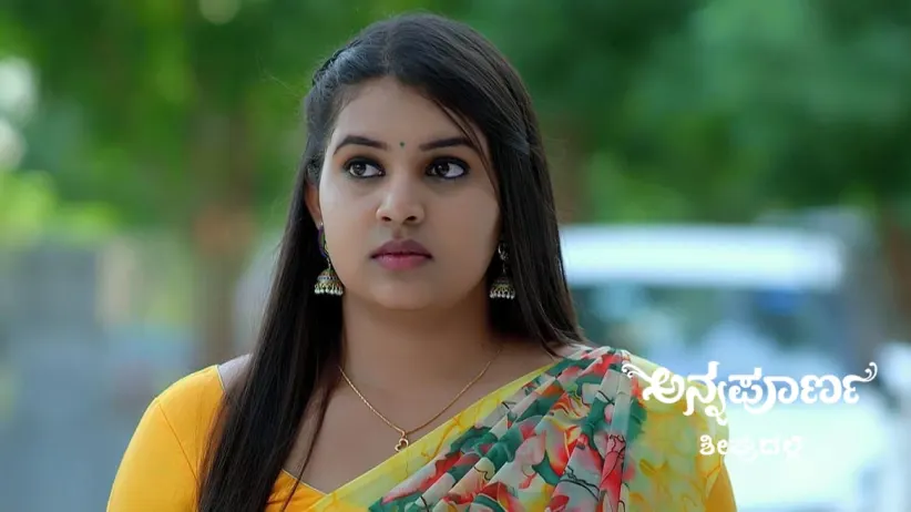 Niharika Pretends to Attempt Suicide