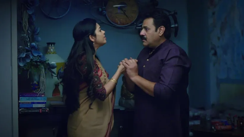 Goutham Has a Fun time at Mahima's House