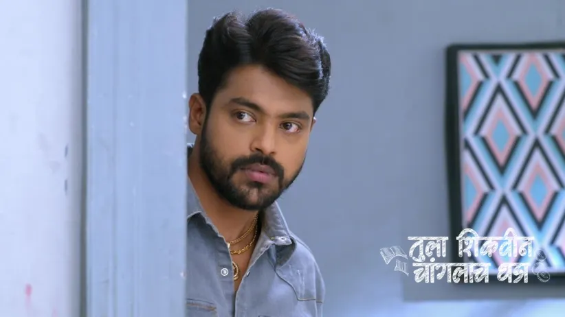 Charuhas Tries to Caution Akshara