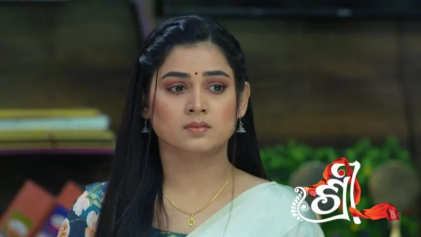 Bhargavi Manipulates Raaj