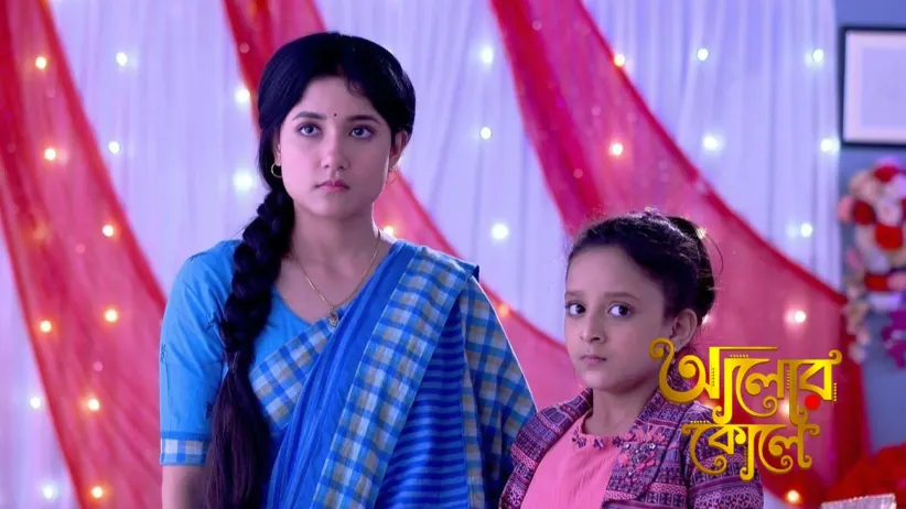 Megha Attempts to Raise Her Hand on Radha